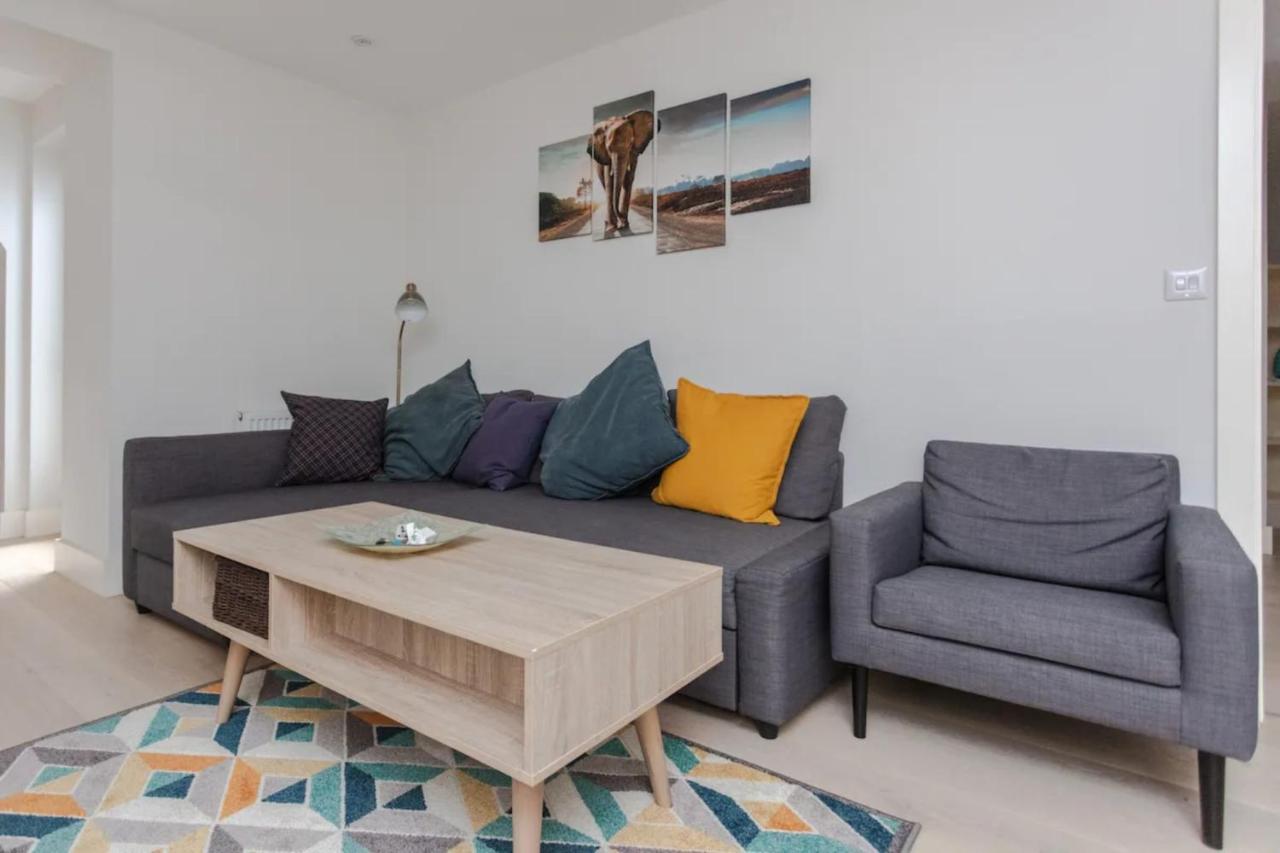 Spacious And Modern Apartment In Pimlico 런던 외부 사진