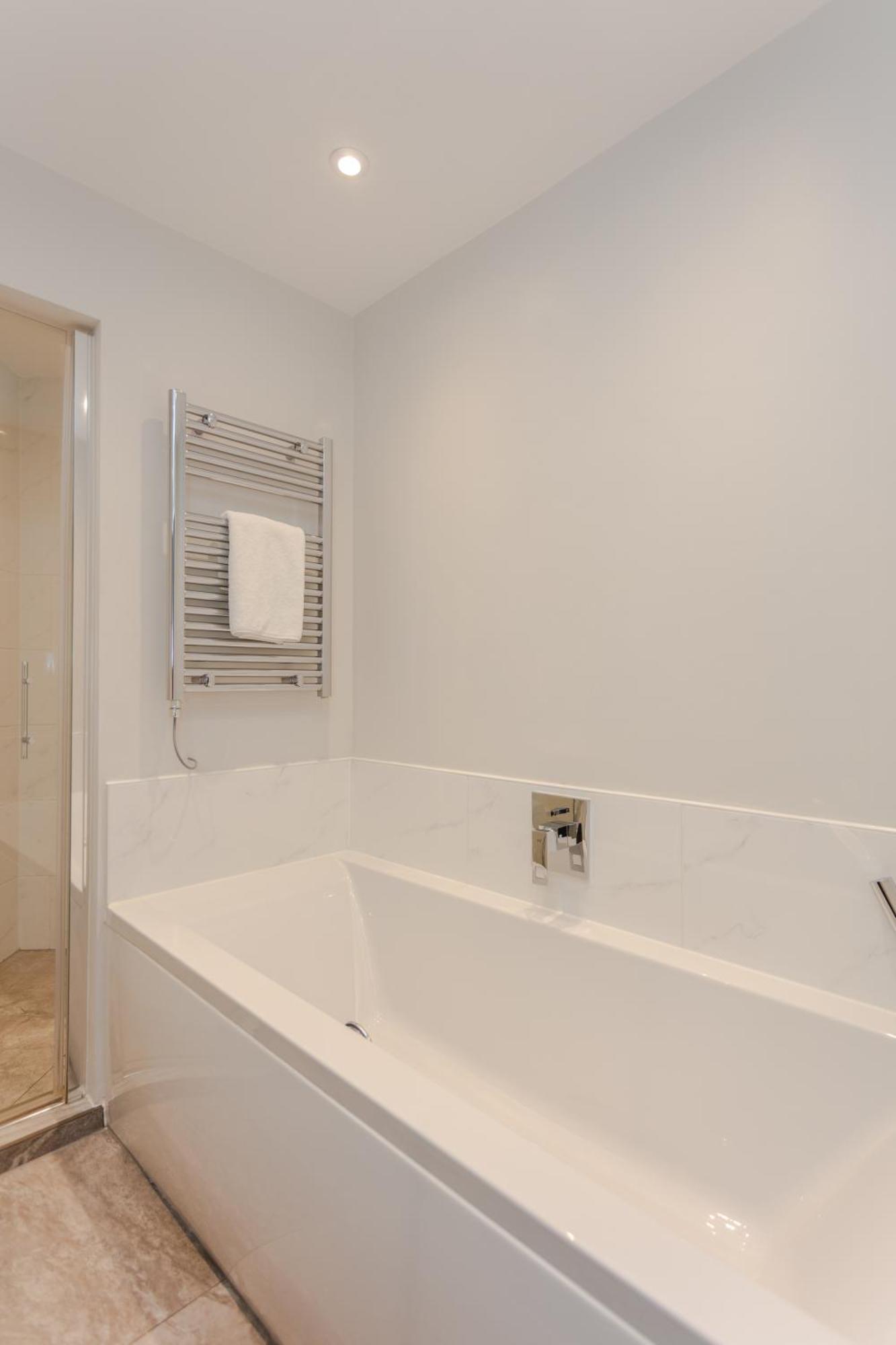 Spacious And Modern Apartment In Pimlico 런던 외부 사진